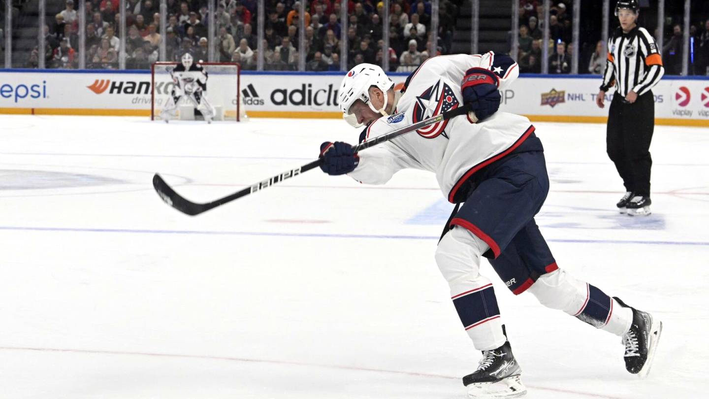 Jääkiekko | Patrik Laine huokui syvää pettymystä NHL-illassa: ”Paska maku jäi”
