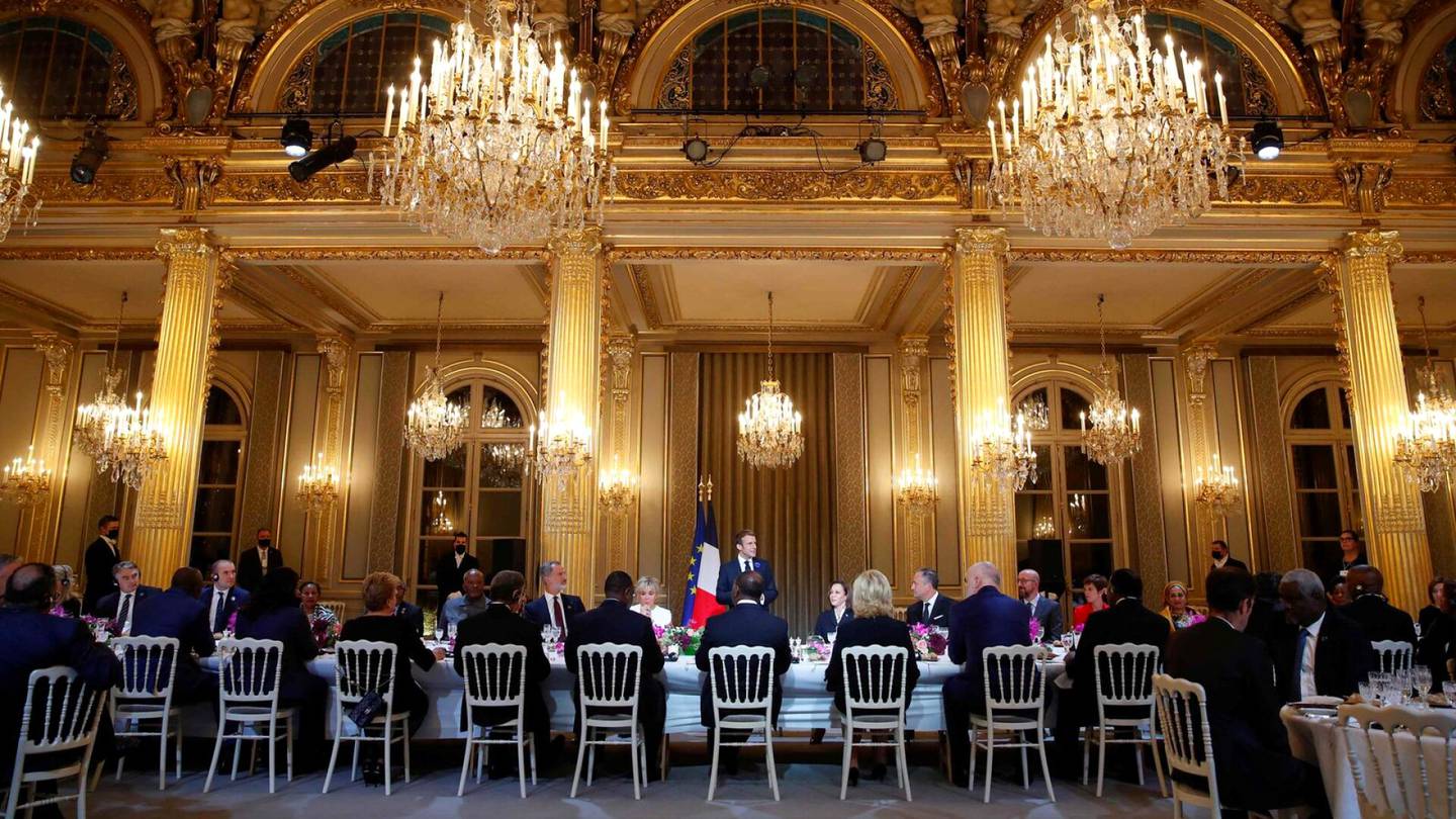 Ranska | Ranskassa tutkitaan epäiltyä raiskausta presidentin palatsissa