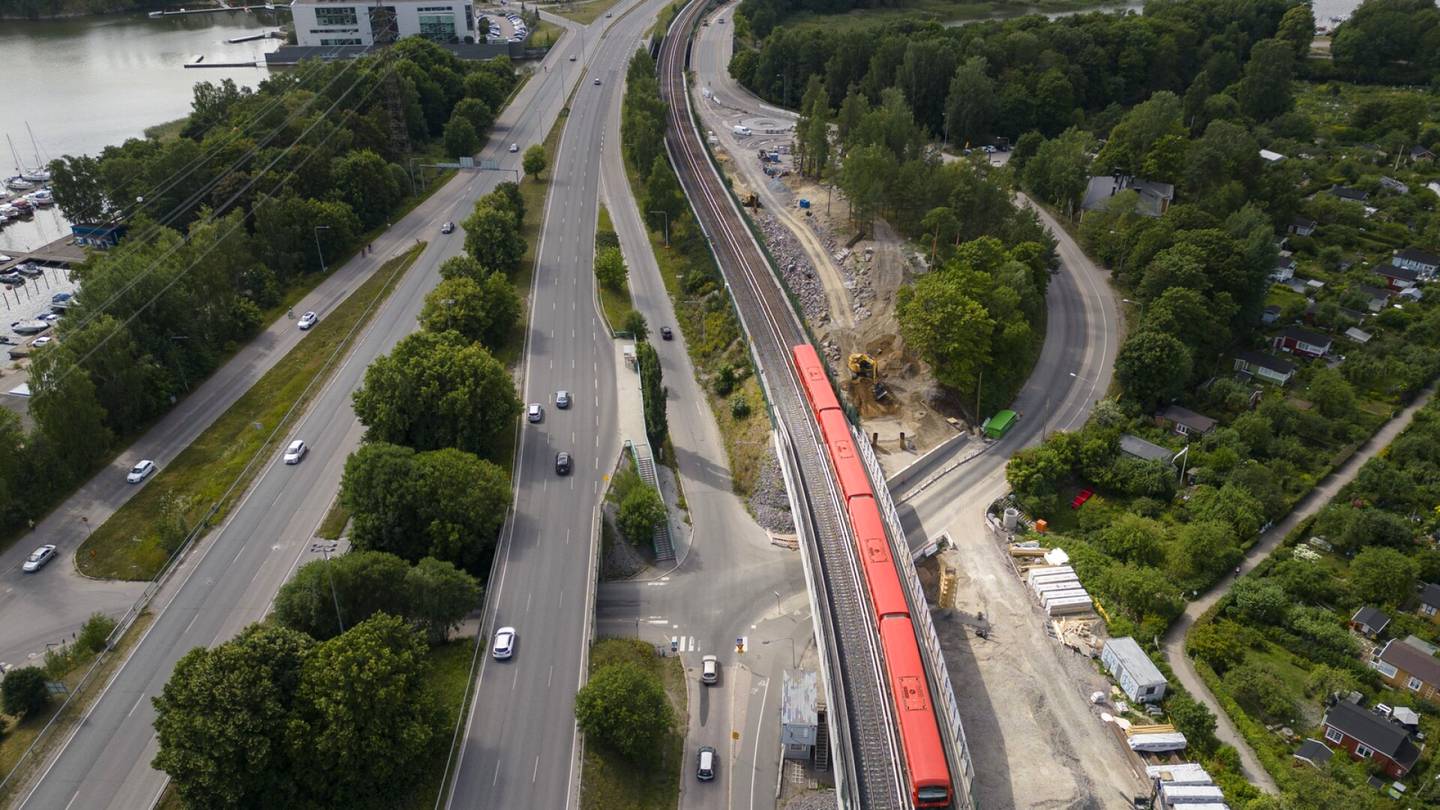 Pyöräily | Asukkaat närkästyivät toikkaroiviin kuntoilijoihin Helsingissä: Ongelma ratkesi lähes puolen miljoonan euron urakalla