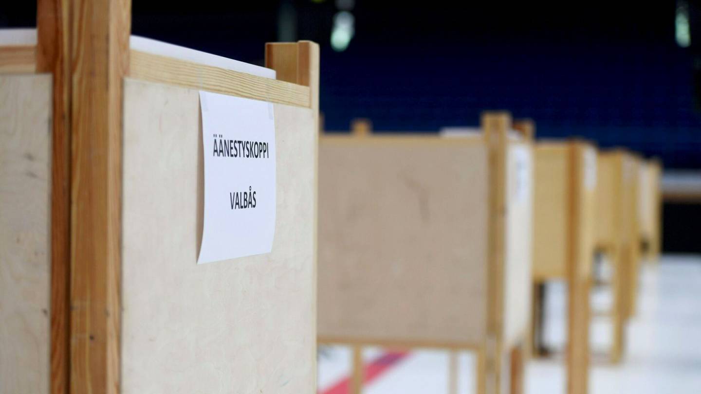 Aluevaalit | Koronatartuntoja on nyt saman verran kuin THL:n keväisessä laskelmassa, jonka perusteella kunta­vaaleja lykättiin – Ennakko­äänestys alue­vaaleissa alkaa vajaan viikon päästä