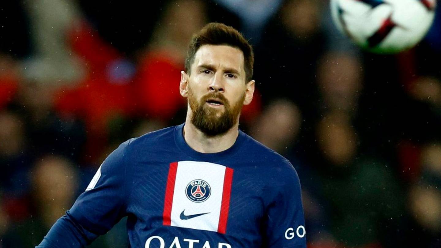 Jalkapallo | Lionel Messi laukoi upean maalin ja nousi Cristiano Ronaldon rinnalle