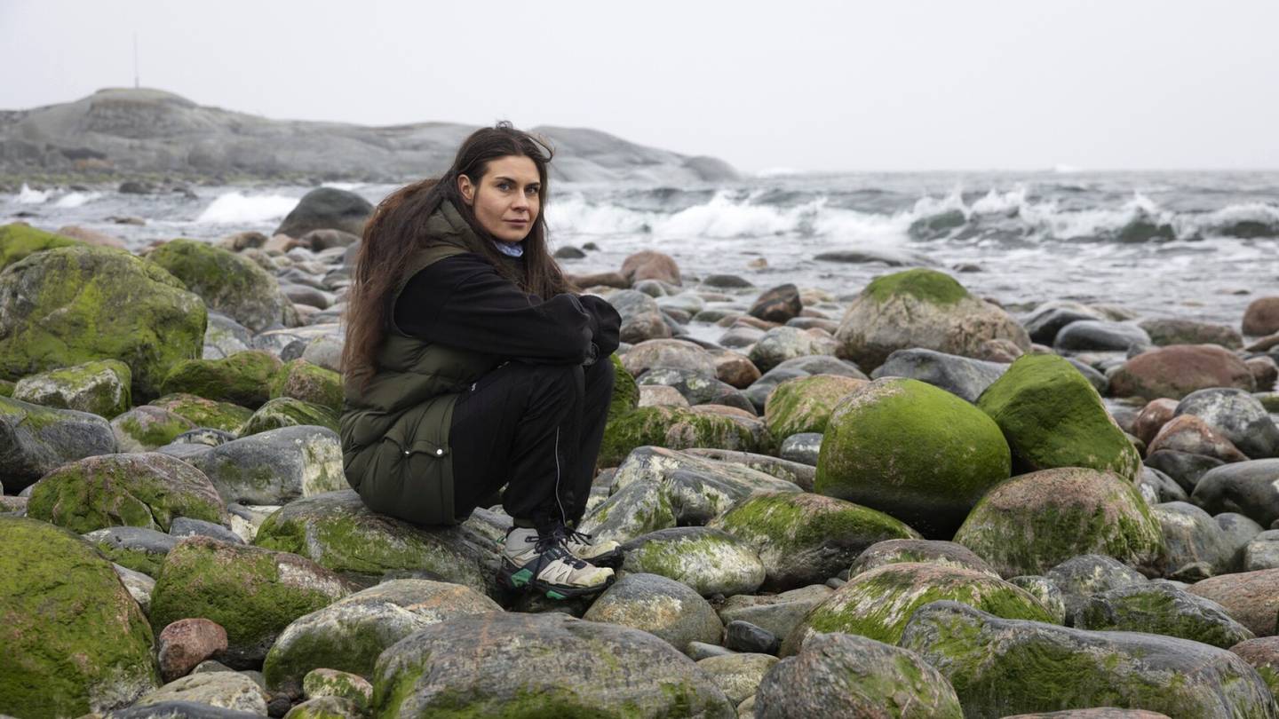 Elämänmuutos | Jonna Mäkynen halusi pois Helsingistä, joten hän muutti 40 asukkaan saarelle