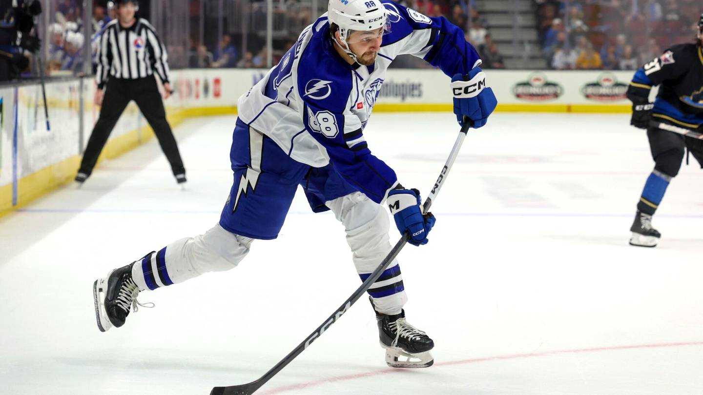 Jääkiekko | NHL-seura vahvisti Niko Huuhtasen kolmivuotisen tulokassopimuksen