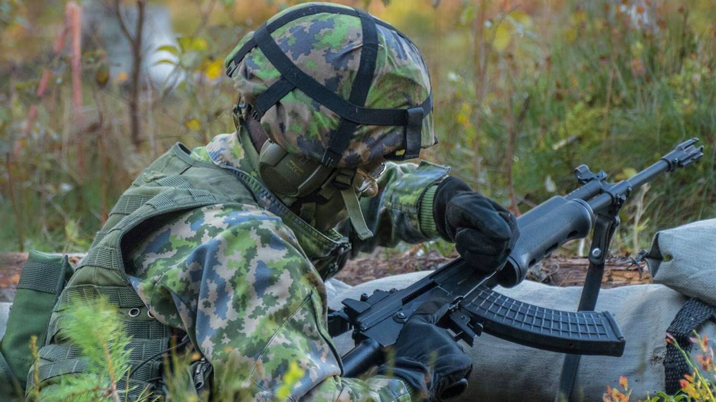 Maanpuolustus | Puolustus­voimat harkitsee rynnäkkö­kivääri RK62:n vaihtamista kokonaan uuteen malliin