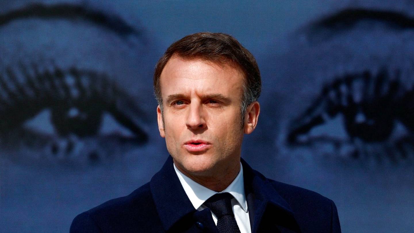 Ranska | Macron: Laki­esitys avustetusta kuolemasta etenee parlamenttiin