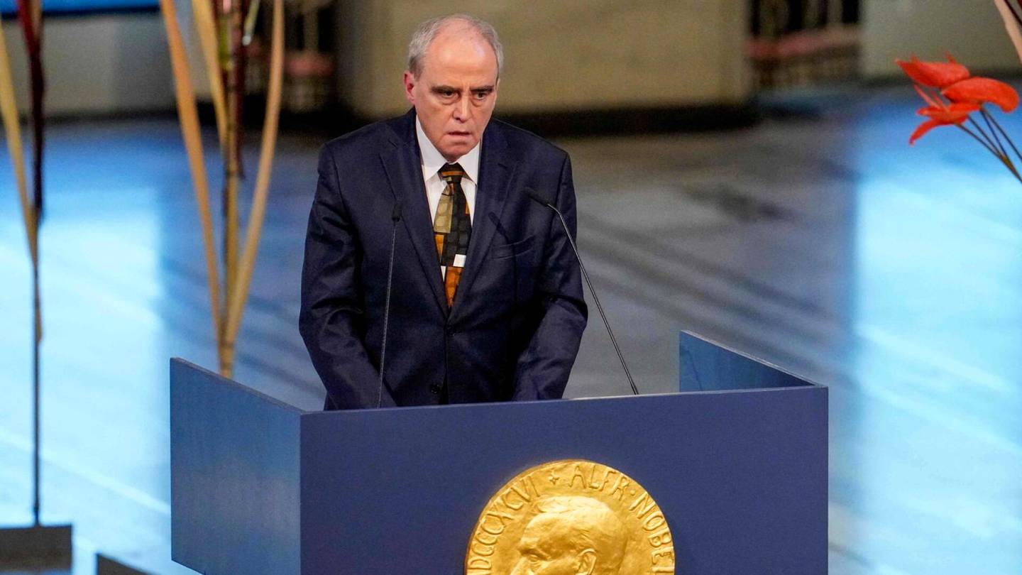 Nobel | BBC: Kreml kielsi rauhan­palkinnon voittanutta vastaan­ottamasta palkintoa