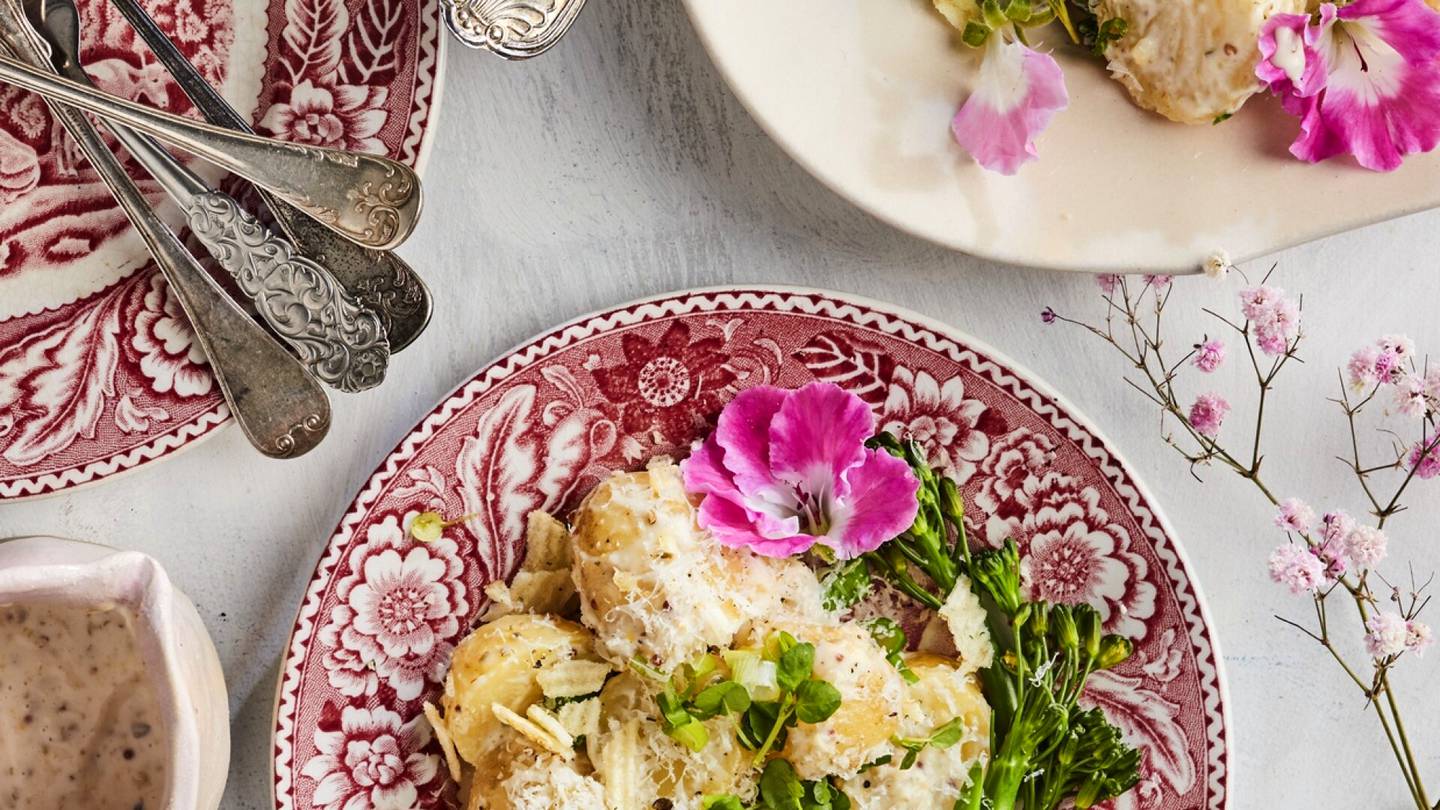 Juhannus | Kolme mahtavan maukasta perunasalaattia juhannuspöytään