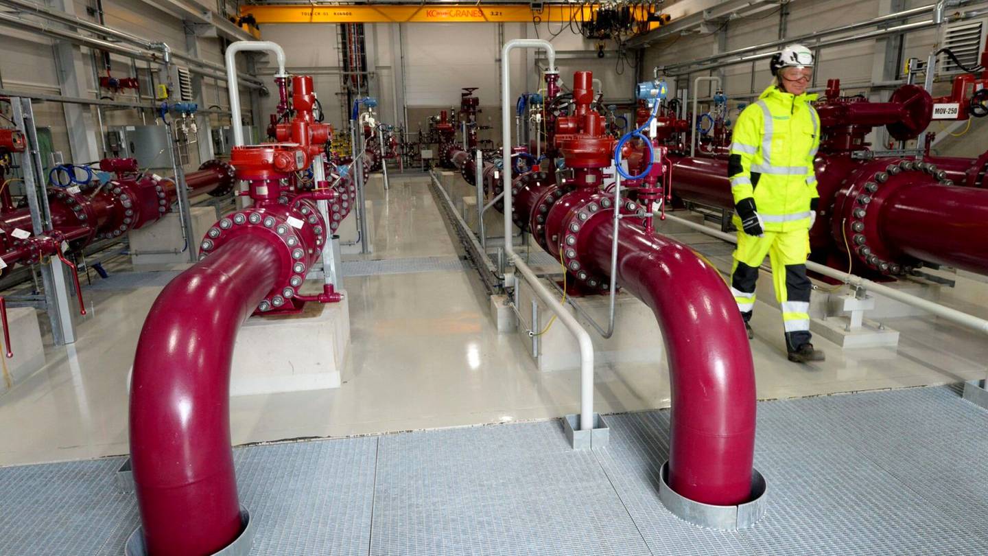 Kaasuputkivaurio | Huoltovarmuuskeskus nosti kaasun toimitus­varmuuden riski­arvion ensi kertaa hälytys­tasolle