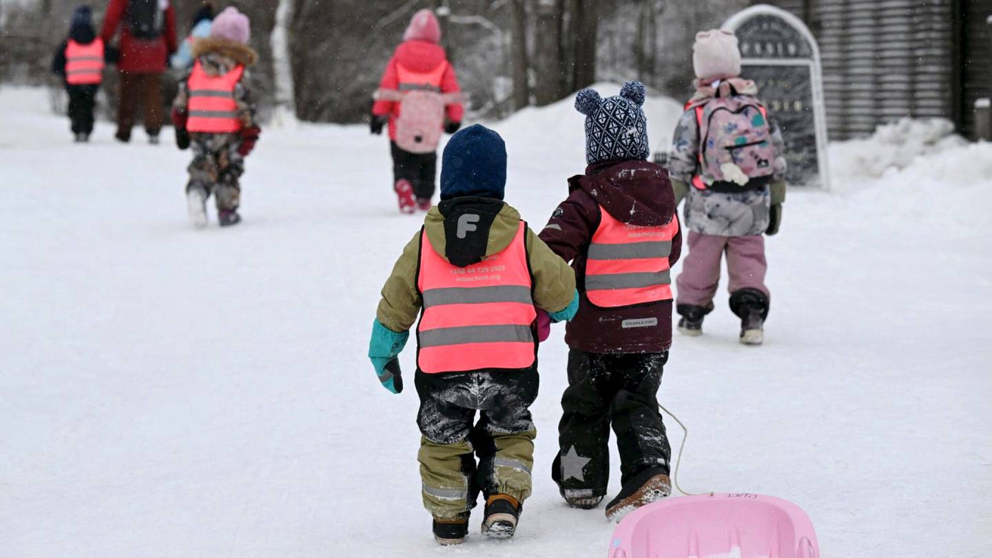 Lakko | Espoo pyytää perheiltä: Pitäkää lapset kotona lakon aikana