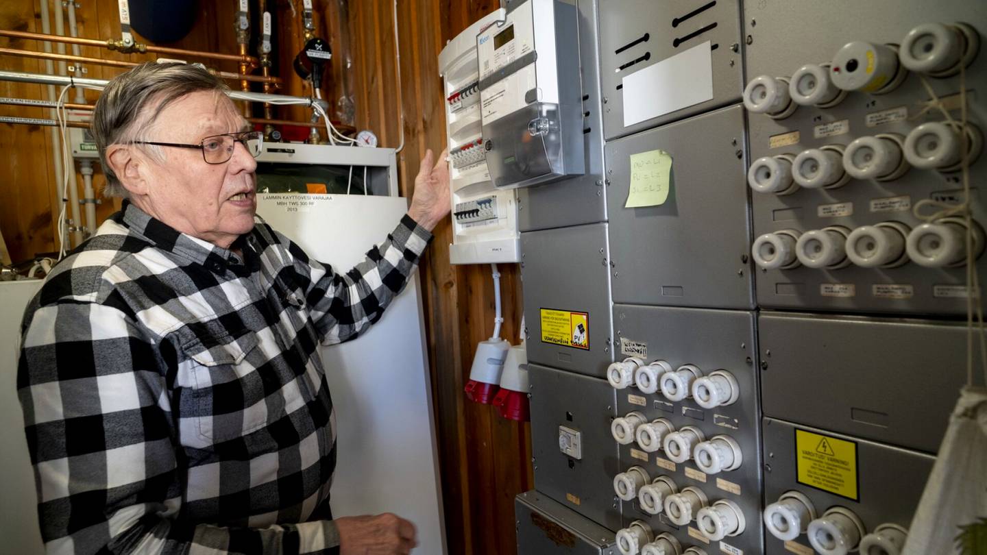 Sähkösopimukset | Lars Arnkilin sähkö­lasku oli tammikuussa 2 600 euroa, mutta sähkö­yhtiö ei suostunut kohtuullistamaan hintaa