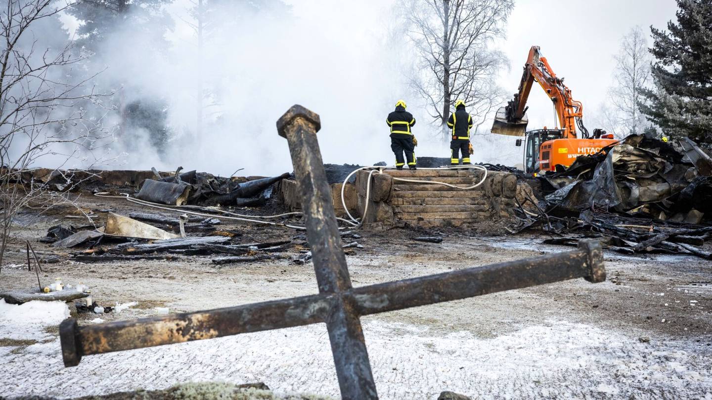 Tuhopoltot | ”Hirmuinen määrä yhteistä kulttuuri­perintöä on menetetty” – Puukirkkoja palaa huolestuttavaa tahtia