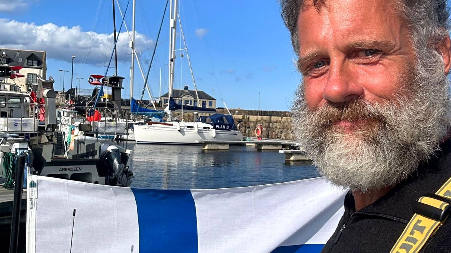 Soutu | Jari Saario paljasti syyn hurjan soutu-urakan takana: ”Tajusin, mikä arvo Suomen lipulla ja itsenäisyydellä on”