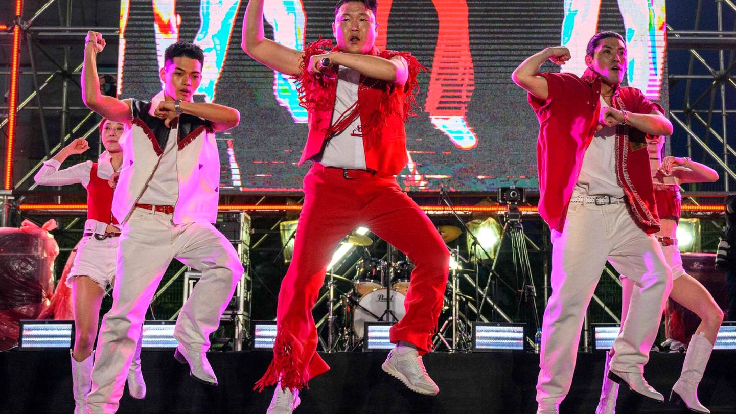 Musiikki | Ennätyksiä rikkonut Gangnam Style täyttää 10 vuotta tänään: korealaisen artistin hitti on edelleen yksi Youtuben katsotuimmista
