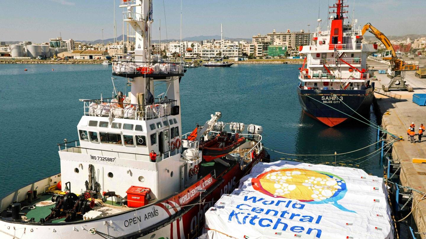 Gazan sota | Ensimmäisen avustuslaivan lastin purkaminen on aloitettu Gazassa
