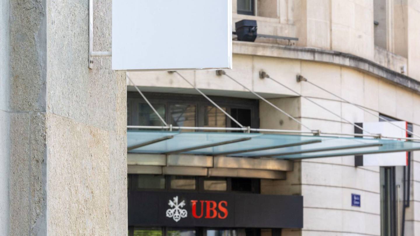 Suurpankit | FT: UBS sopuun viran­omaisten kanssa, sveitsiläis­pankkien yhdistyminen loppu­suoralla
