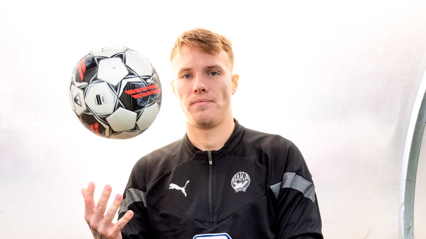 Jalkapallo | HJK sai viimein haluamansa mörssärin hyökkäykseen – Lee Erwin saapui Suomeen