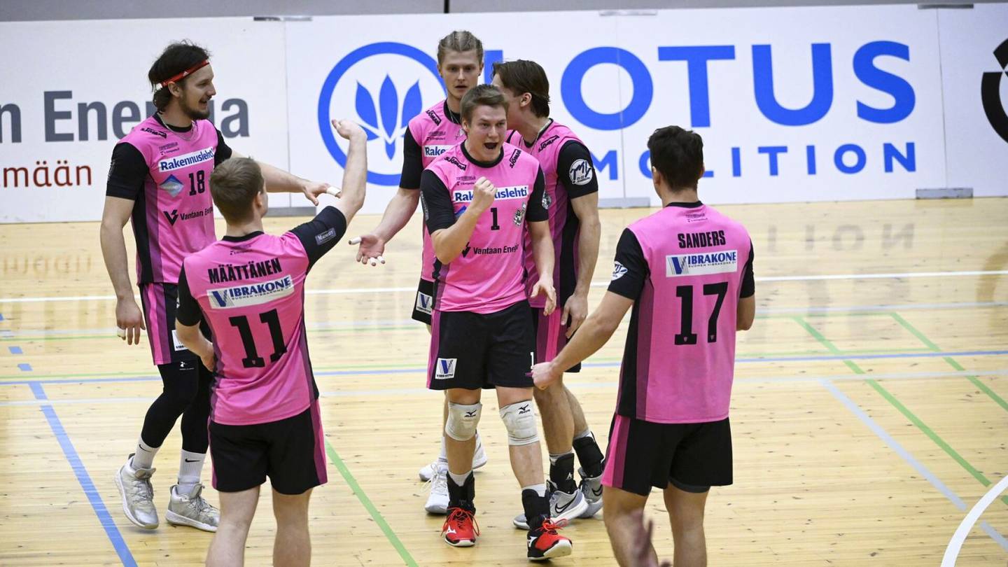 Lentopallo | VaLePa voitti Mestaruusliigan kärkiottelun, Vantaan Ducks voittoon Helsingissä
