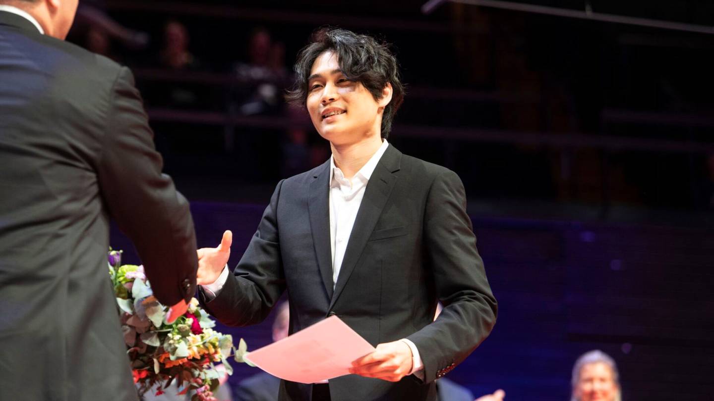 Sibelius-viulukilpailu | Inmo Yang voitti odotetusti Sibelius-viulukilpailun – ”Olin eksyksissä, tämä on minulle uusi alku”, hän kertoo HS:lle