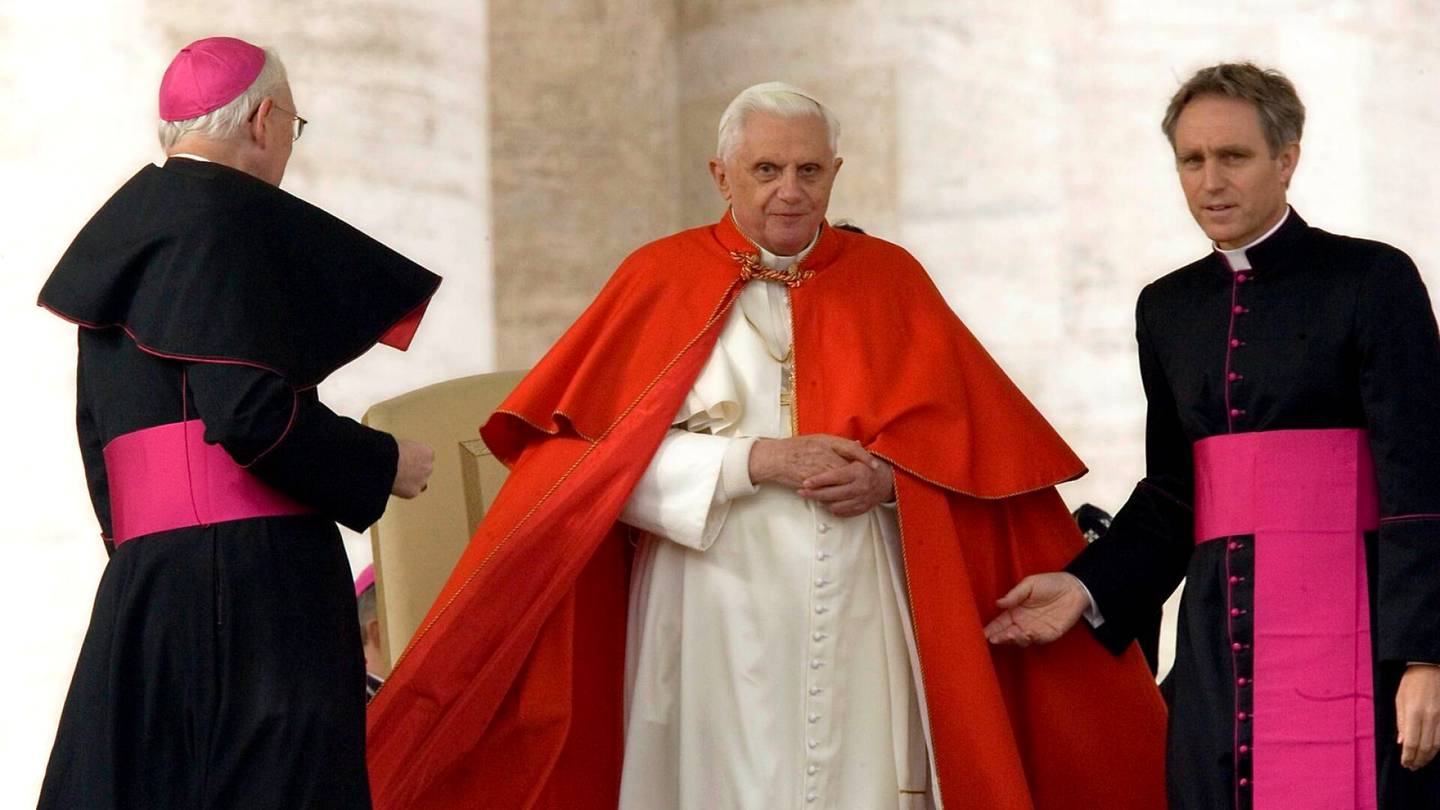 Kuolleet | Paavi Benedictus tunnettiin ”rottweilerina”, mutta se ei ole koko totuus, sanoo emeritus­piispa Eero Huovinen