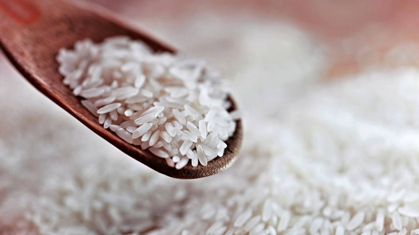 Ruoanlaitto | Niksi, jolla riisistä saa aina sopivan kypsää ja irtonaista: ”Moni ihmettelee sitä, mutta se toimii”