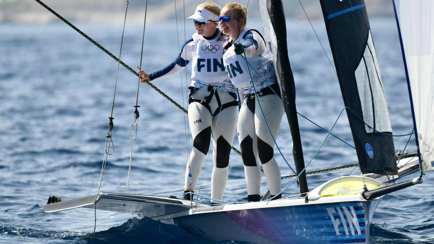 Olympialaiset | Suomen purjehtijoiden aika vastaprotestin jättämiselle käy vähiin – näin joukkueen­johtaja kommentoi