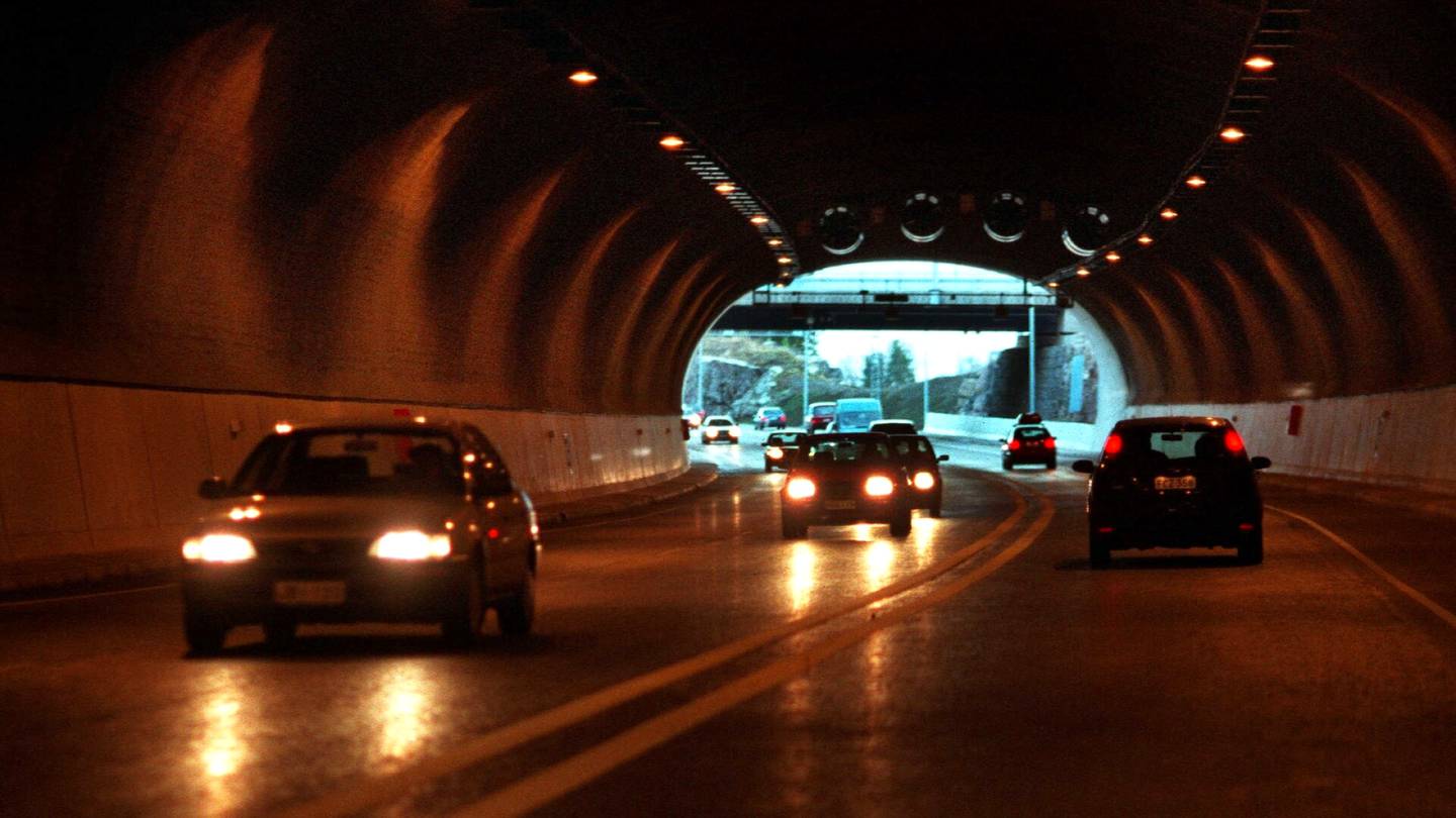 Liikenne | Kehä II:n tunneli yöllä kiinni huoltotöiden vuoksi