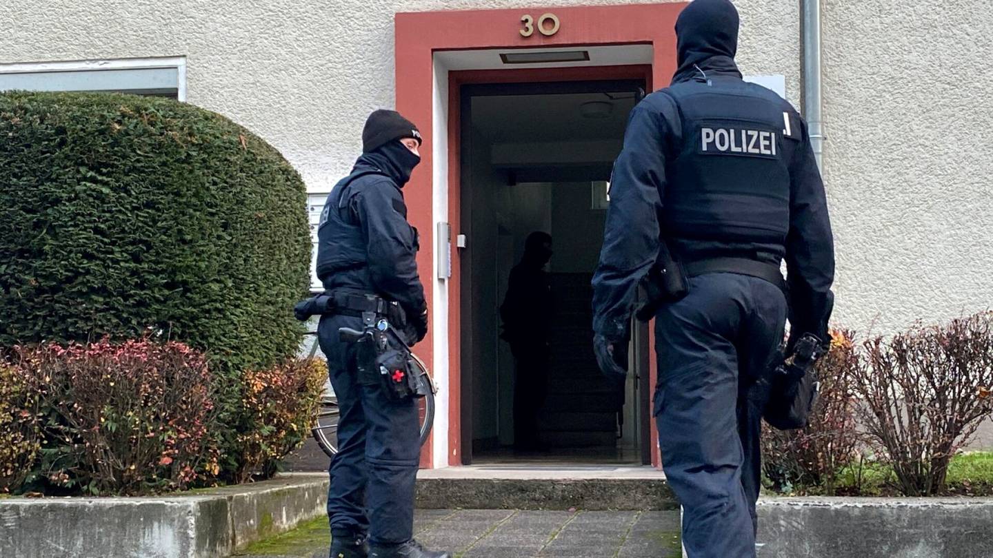 Saksa | Poliisia ammuttu Reichsbürger-tutkinnan yhteydessä