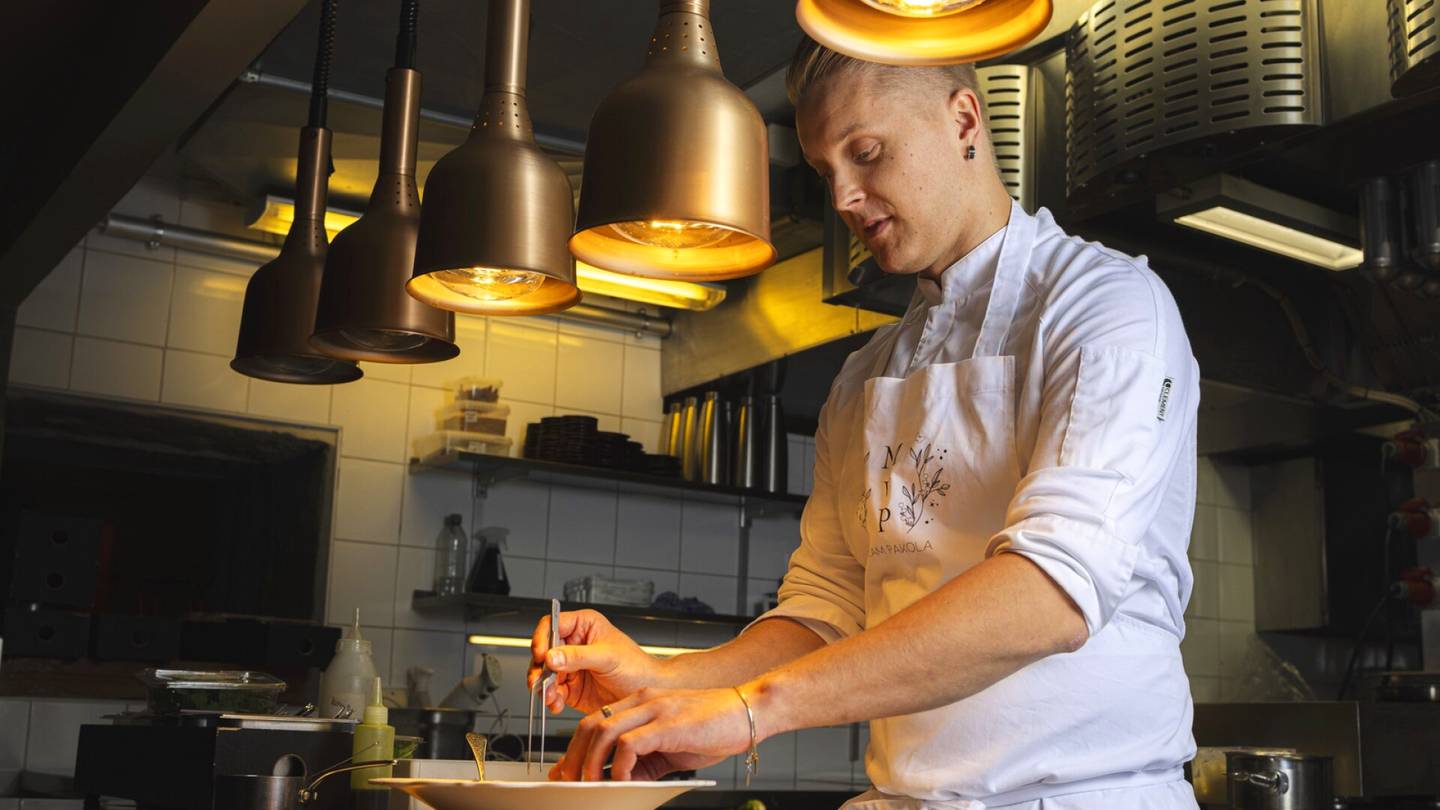 HS Turku | ”Ei saa paiskoa tai huutaa” – Turkulaisen Smör-ravintolan keittiömestari Mikko Pakola on nähnyt rajun muutoksen ravintoloiden työkulttuurissa