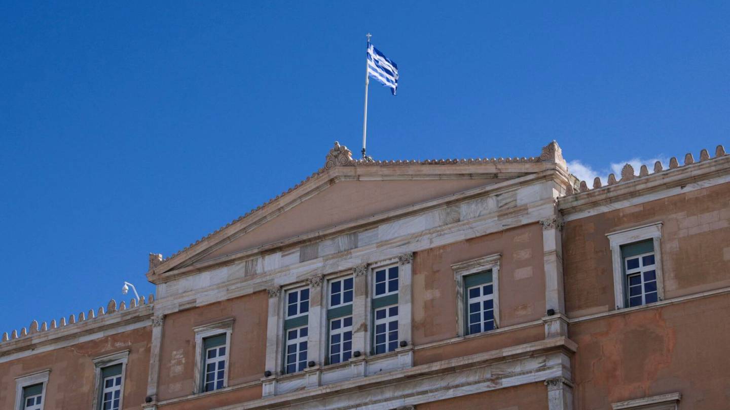 Terrorismi | Kreikan poliisi kertoo hajottaneensa ”terroristisen verkoston”