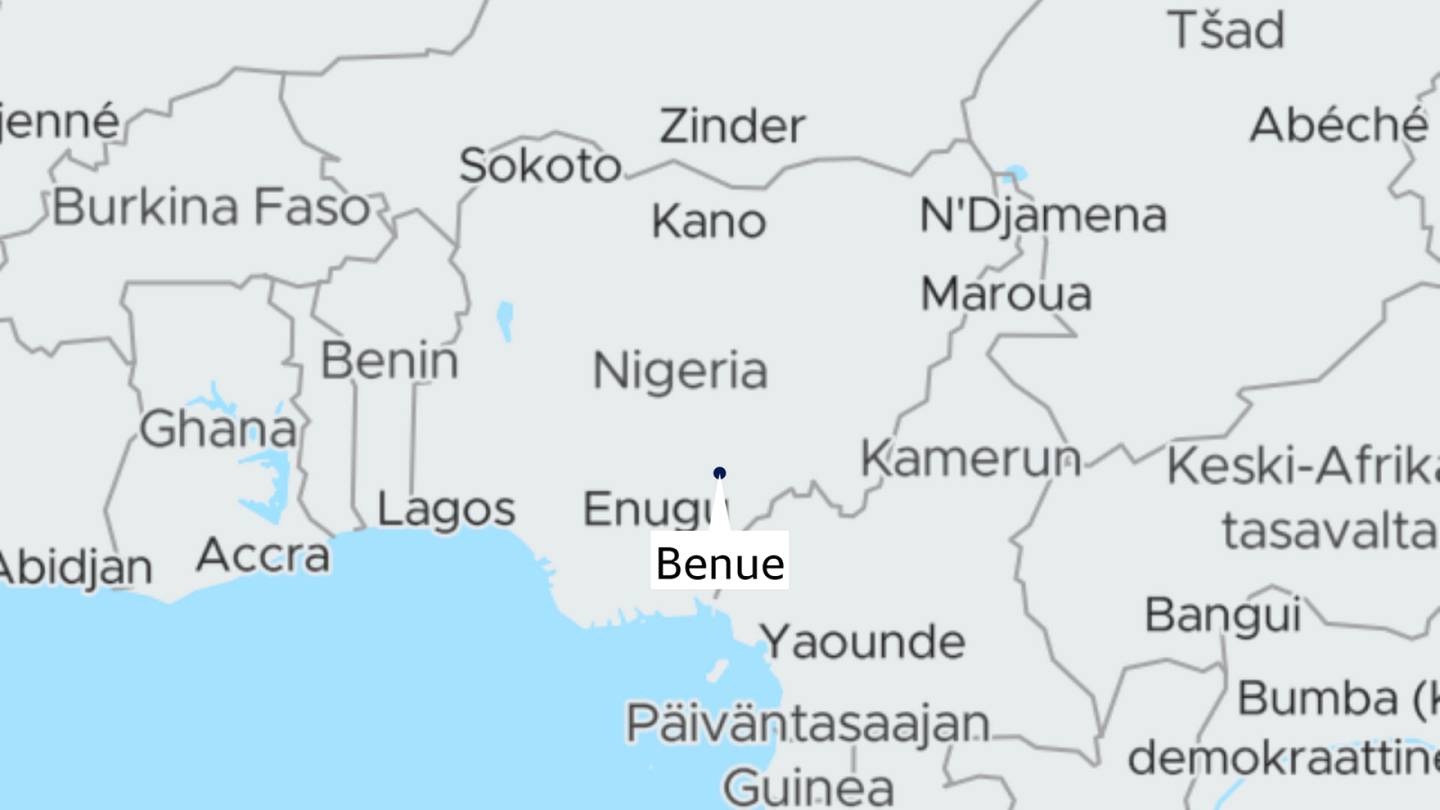 Nigeria | Kylään hyökänneet surmasivat kymmeniä Nigeriassa