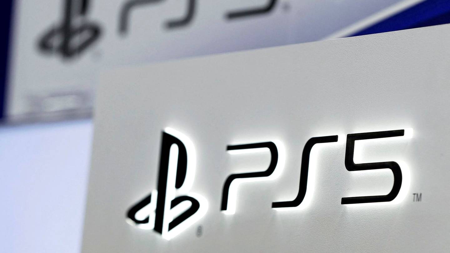 Pelikonsolit | Toimitus­vaikeuksista kärsinyttä Playstation 5 -pelikonsolia myyty yli 40 miljoonaa kappaletta