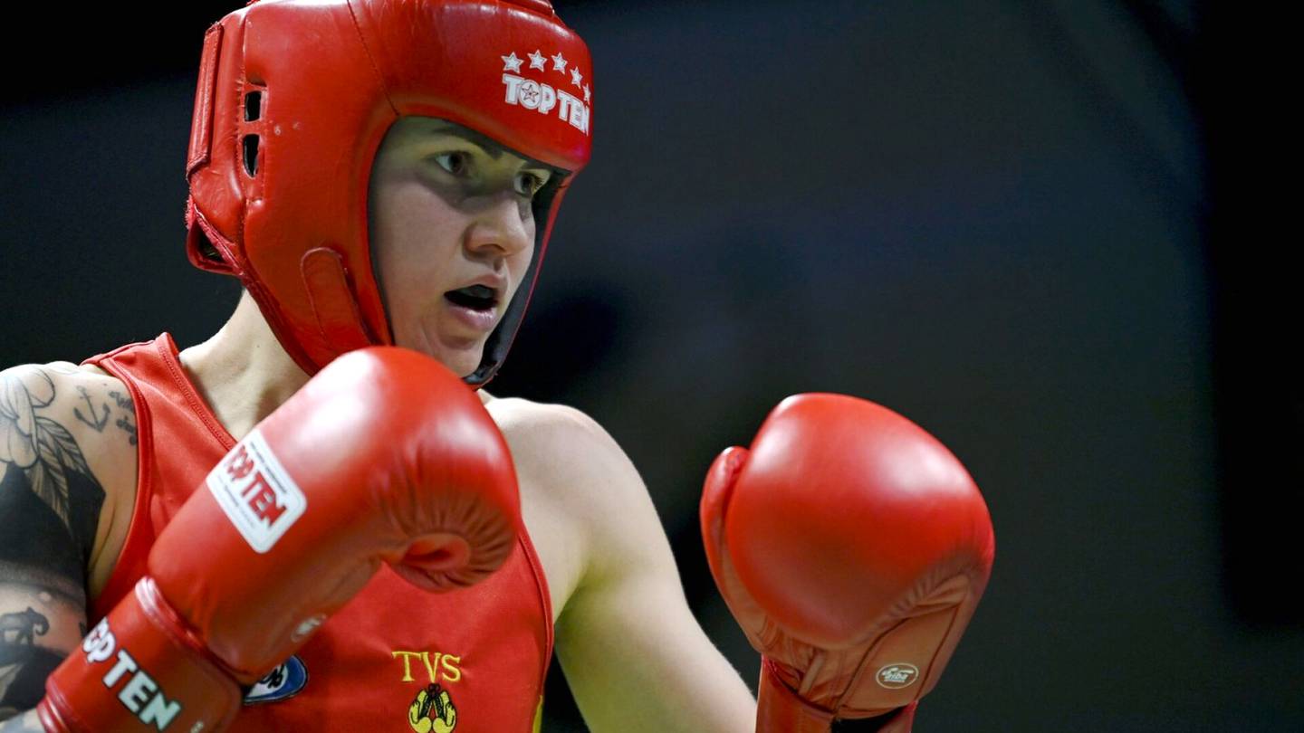 Nyrkkeily | Emma Jokiaho varmisti vähintään pronssin nyrkkeilyn EM-kisoissa
