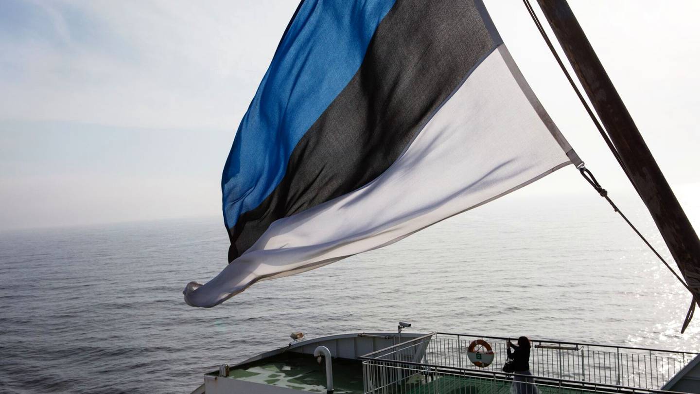 Viro | Enemmistö virolaisista tukee tasa-arvoista avioliittolakia