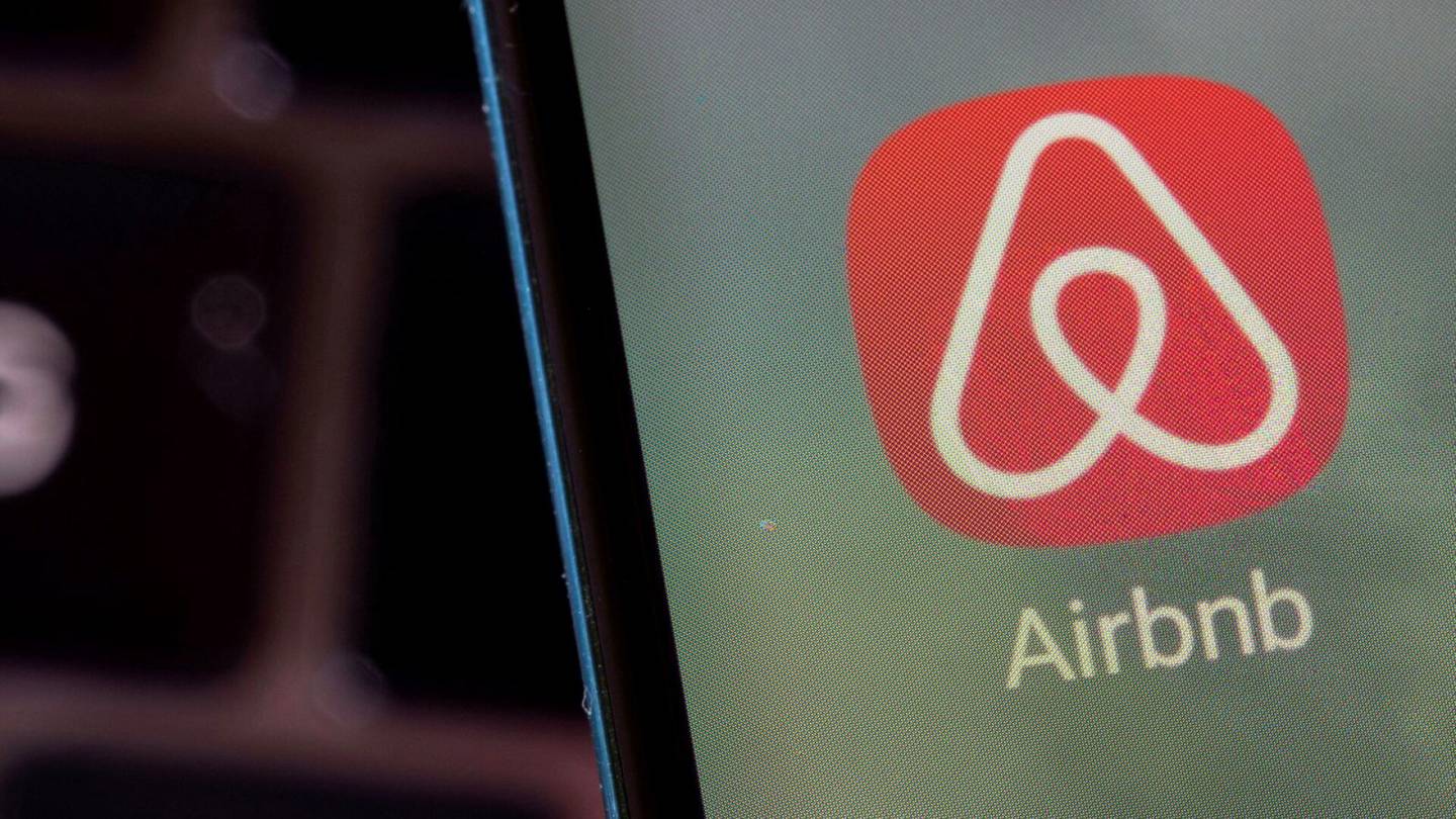 Asunnot | Airbnb kieltää juhlien järjestämisen pysyvästi palvelun kautta vuokratuissa asunnoissa