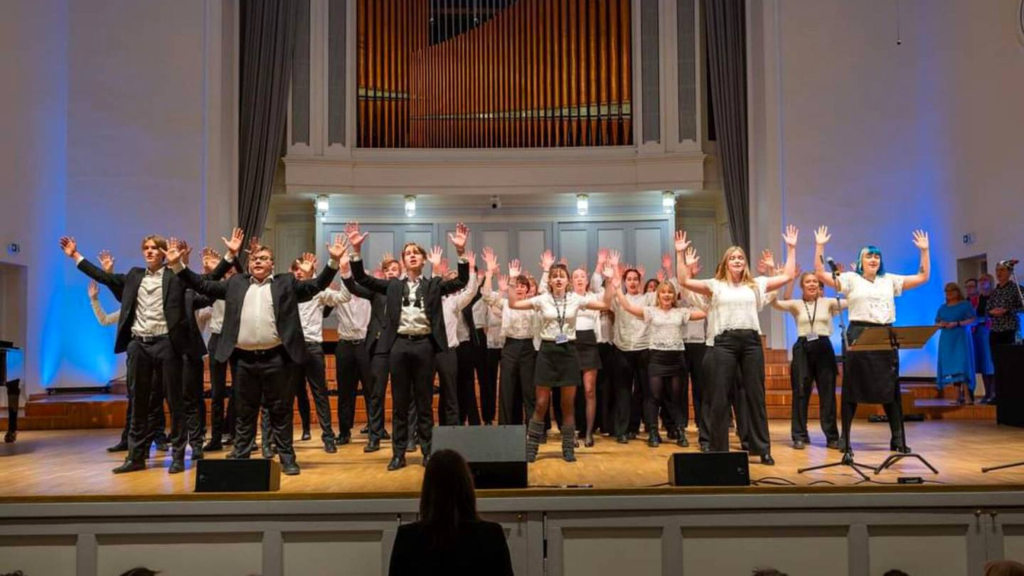 Palkinnot | Sibelius-lukion kamarikuoro voitti Tallinnan kuorokilpailun