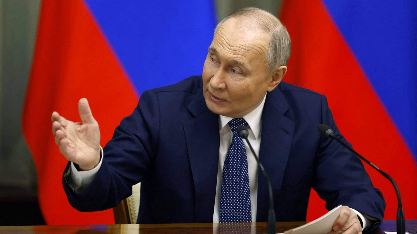 Venäjä | Ranskan edustaja osallistuu Putinin virkaan­astujaisiin