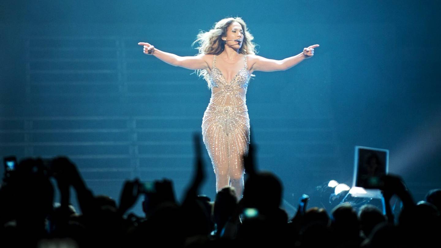 Musiikki | Jennifer Lopez on perunut keikkojaan ja nimesi koko kiertueensa uudelleen