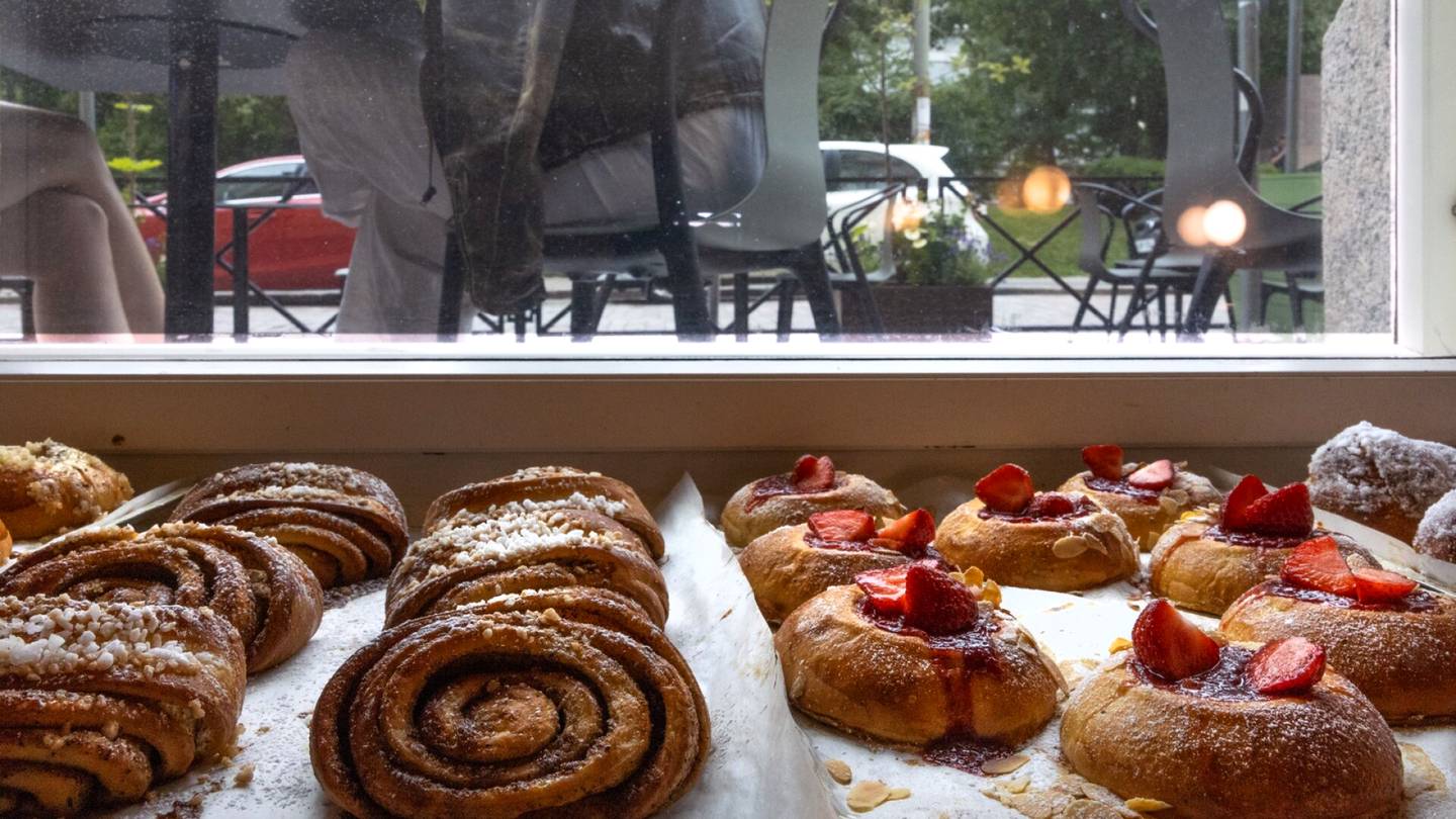 Kahvilat | ”Silloin kun paikan muistaa, saa kiittää itseään” – Kolme viihtyisää kahvilaa Helsingin keskustassa