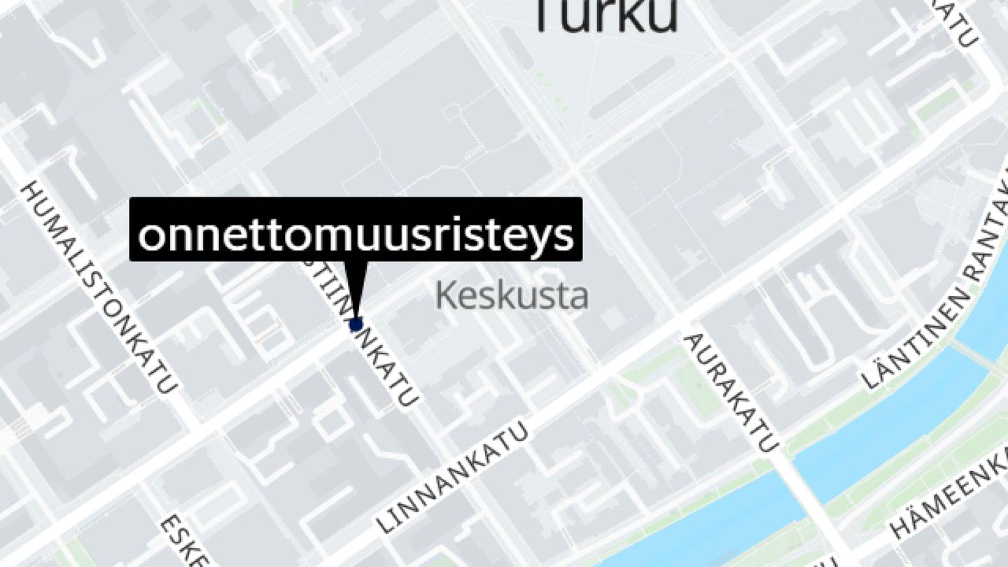 Poliisi | Autoilija törmäsi suoja­tietä ylittäneeseen vanhaan naiseen Turun keskustassa