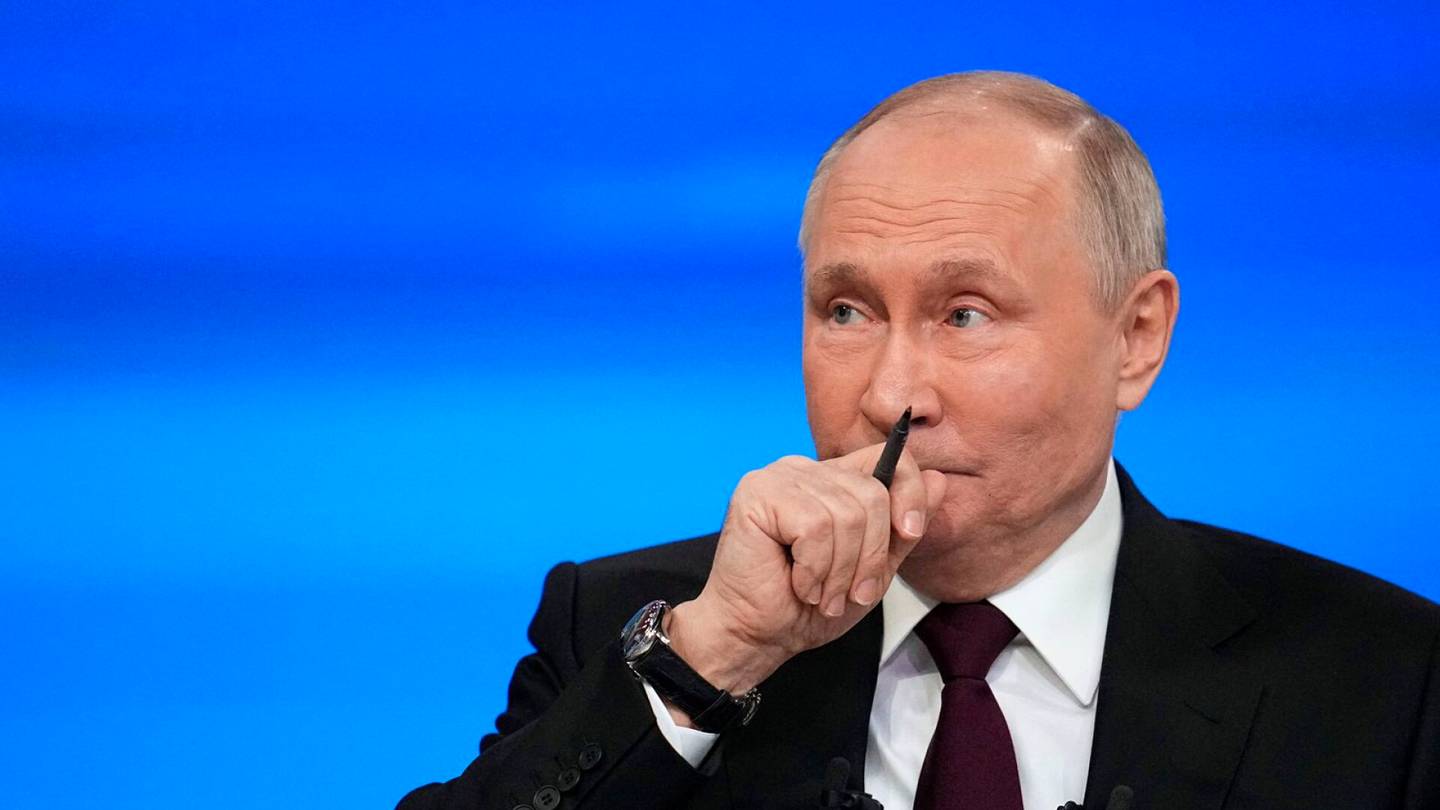Venäjä | Putin keskusteli teko­älyllä luodun kaksois­olentonsa kanssa Kremlin käsi­kirjoittamassa lähetyksessä