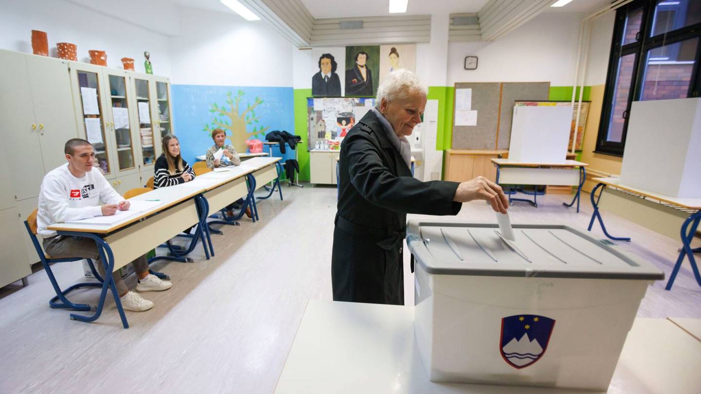 Slovenia | Logar ja Pirc Musar etenemässä toiselle kierrokselle Slovenian presidentinvaaleissa