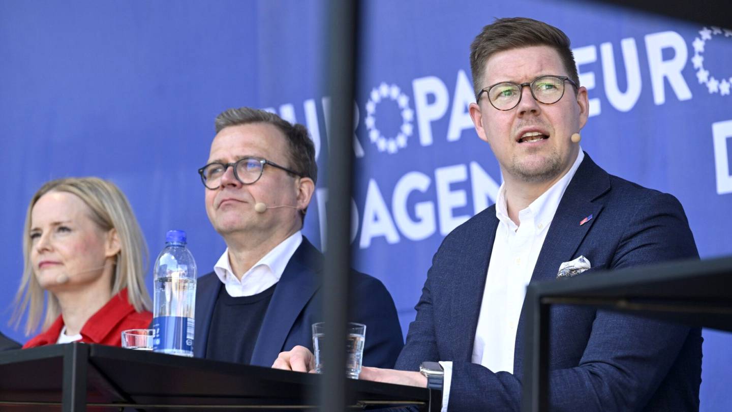 Pääkirjoitus | Blokkipolitiikka voi suosia puolueita, muttei Suomea