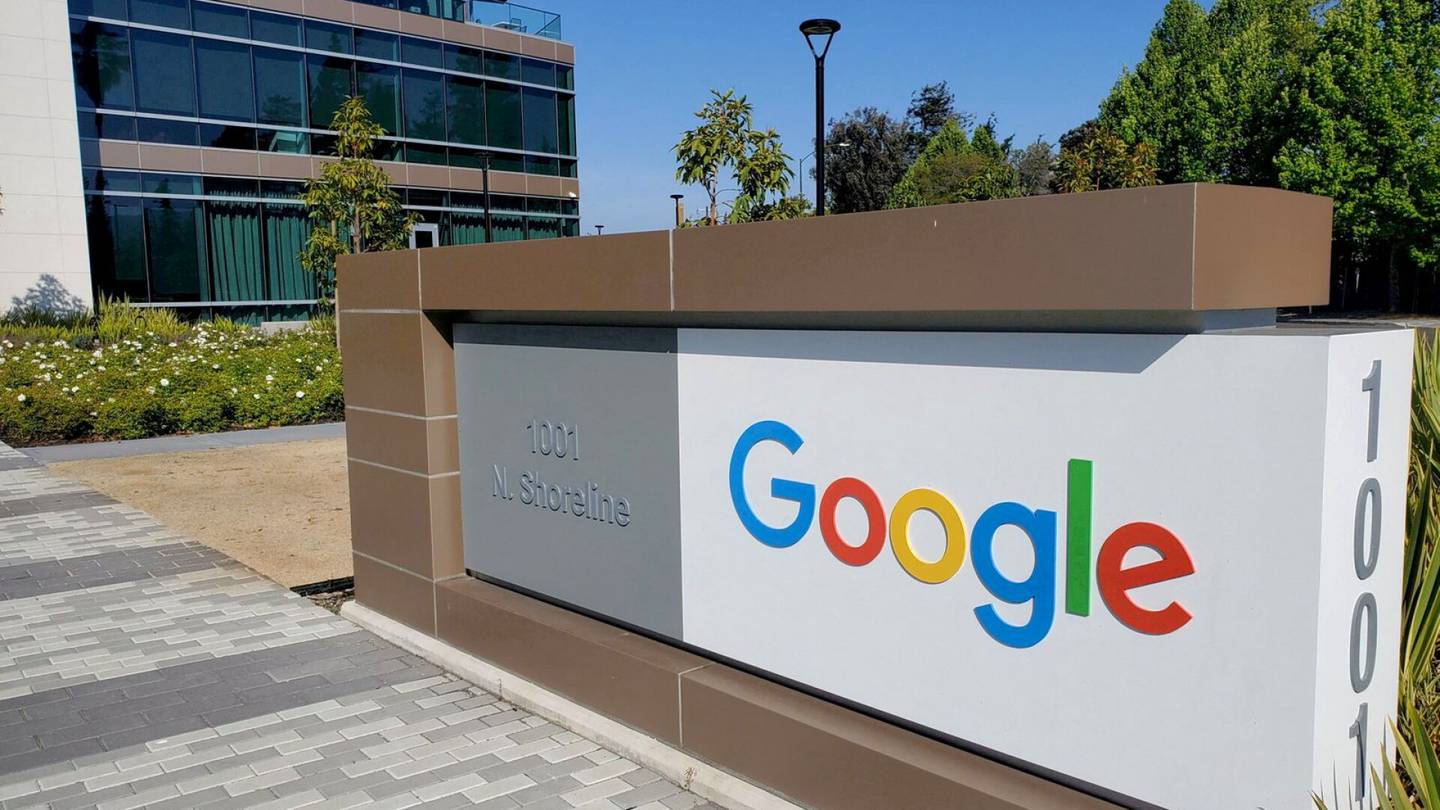 Teknologiajätit | WSJ: Google johti kustantajia ja mainostajia vuosia harhaan mainos­huuto­kaupoissa, kanne väittää