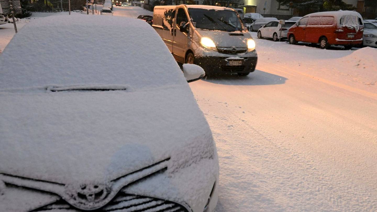 Sää | Lumisateet tuovat huonoa ajokeliä Itä- ja Etelä-Suomeen useana päivänä