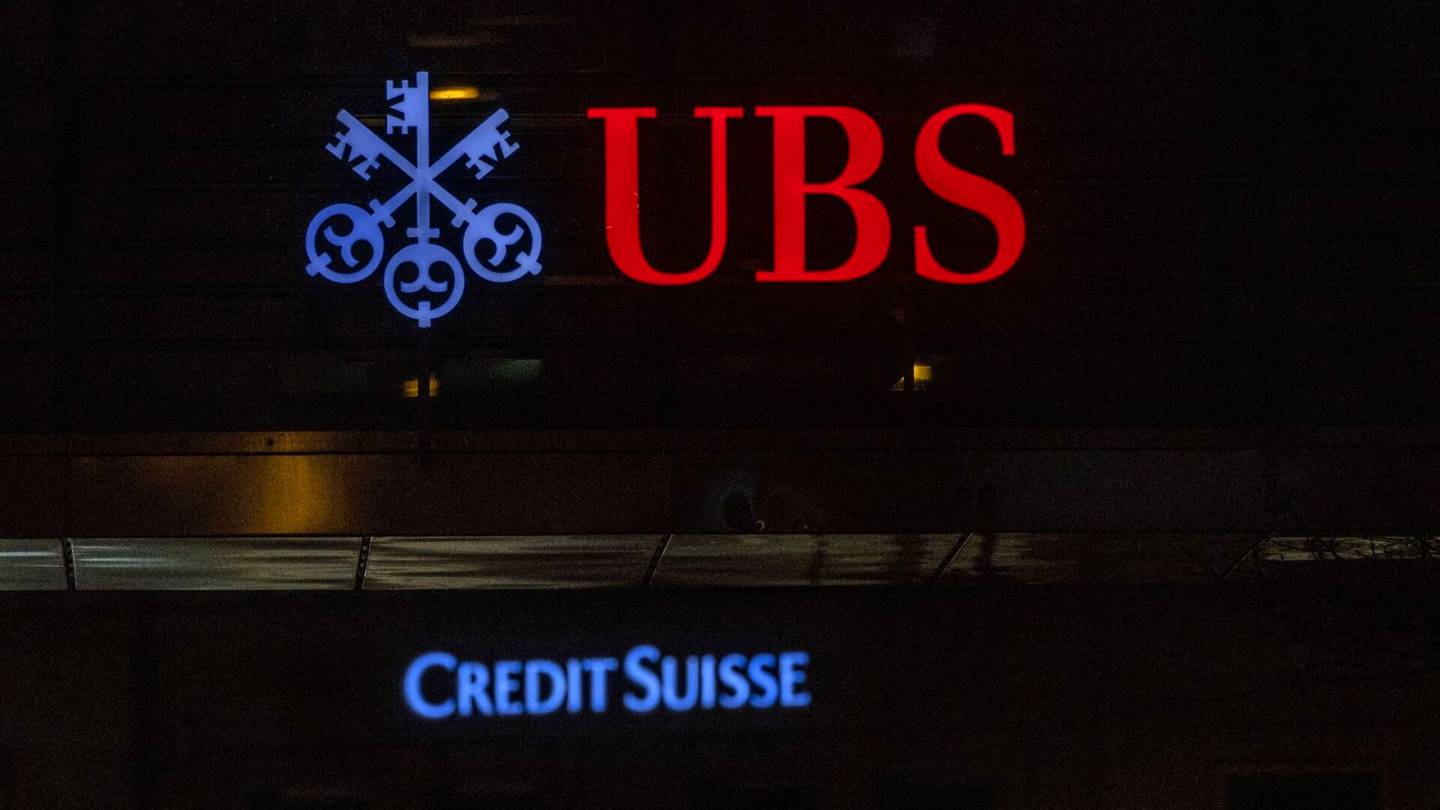 Pankit | Bloomberg: Credit Suissen pelastuksessa on vain yksi voittaja ja paljon häviäjiä