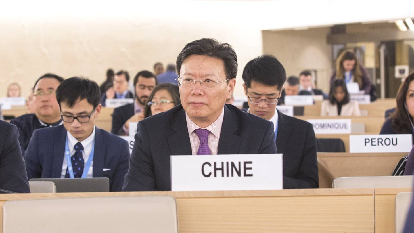 YK:n ihmisoikeusneuvosto | ”Kiristää, lahjoo ja uhkailee” – Entistäkin aggressiivisempi Kiina vaientaa vainottujen uiguurien äänen YK:n ihmis­oikeus­neuvostossa