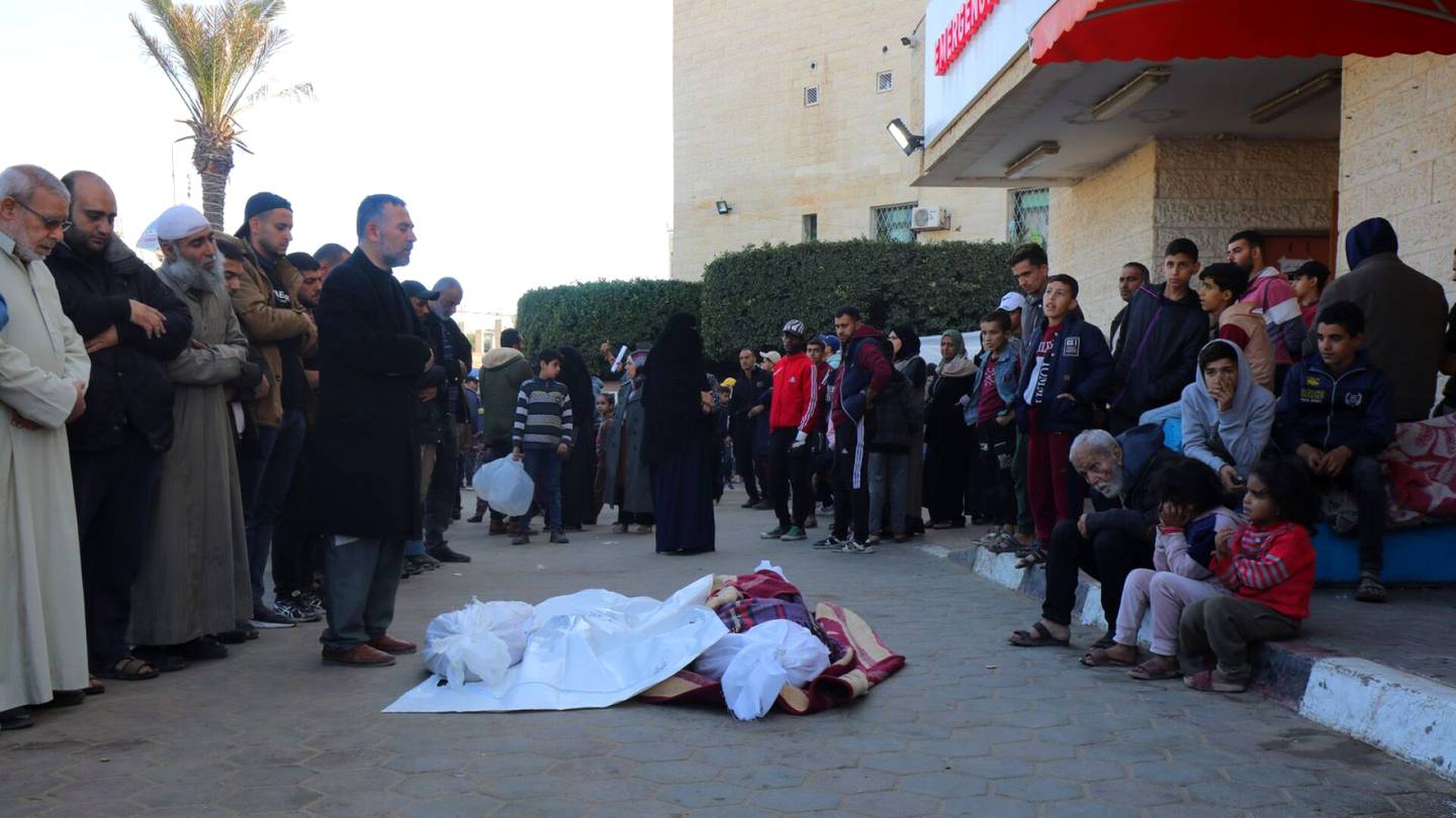 Gazan sota | Gazan terveys­viranomaiset: Yli 150 palestiinalaista on kuollut vuoro­kauden aikana