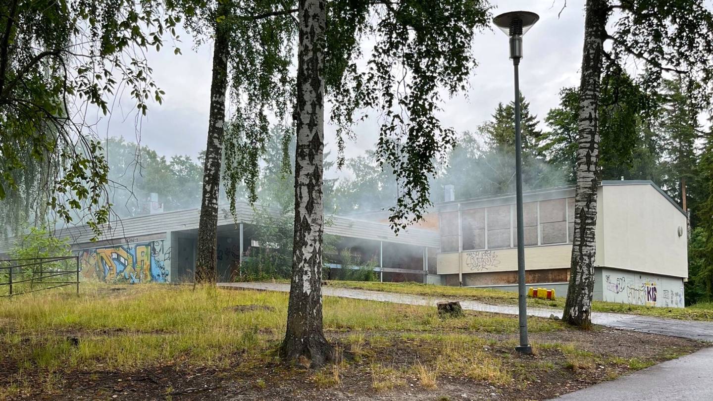 Espoo | Lehtikasa sytytettiin palamaan tahallaan Tapiolassa