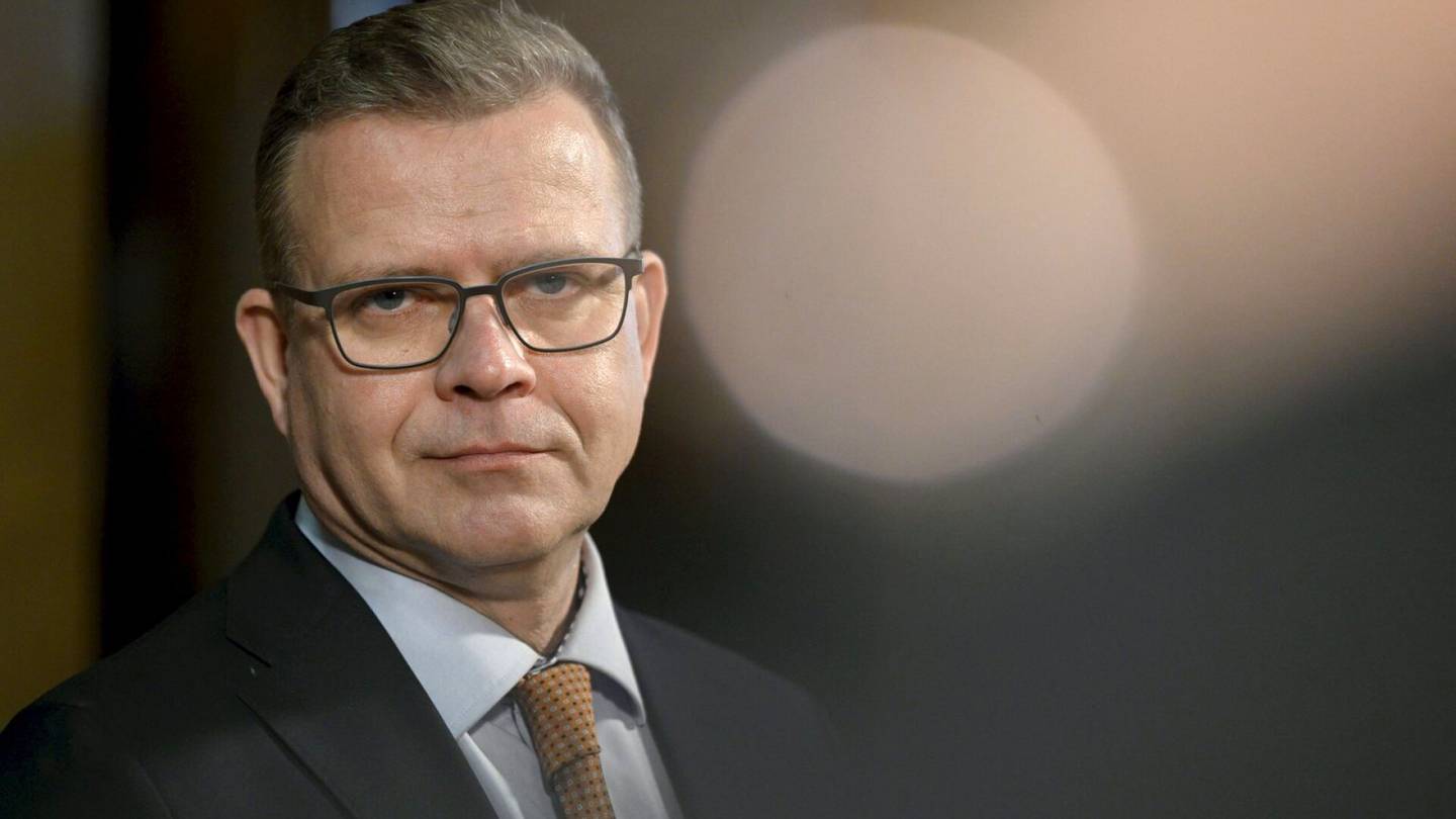 Pääministeri | Petteri Orpo uuden­vuoden tervehdyksessä: Suomi on vaarallisesti velkaantunut maa