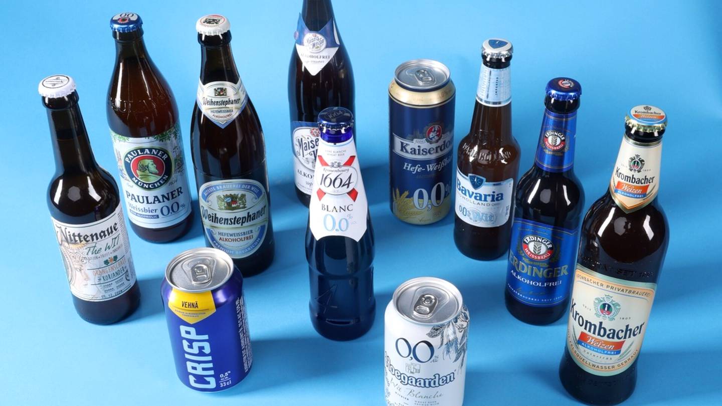 HS-testi | Alle kahden euron pullo voitti alkoholittomien oluiden sokkotestissä